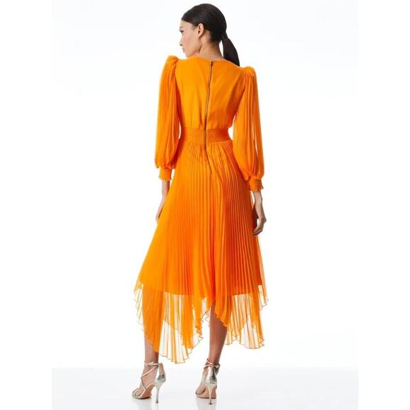NWOT Alice + Olivia Sion Pleated Midi Dress Size 2 Tangerine Orange #2J459 - Picture 4 of 10